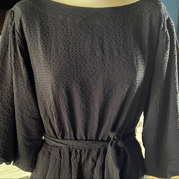 Anthropologie Francesca Balloon Sleeve Black Short Romper - Picture 3 of 11